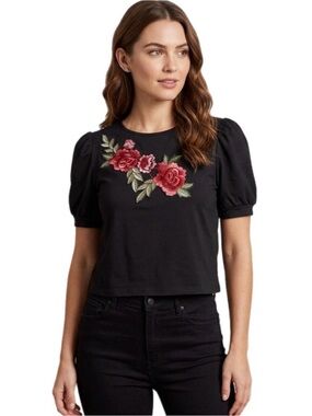 L gaze Women’s Black Puff-Sleeve Cropped Tee with Red Rose Floral Embroidery